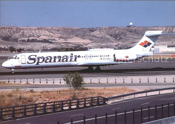 Flugzeuge Zivil Spanair MD-87 EC-GRN c/n 49830