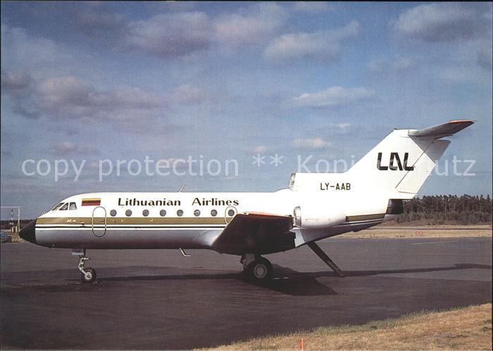Flugzeuge Zivil Lithuanian Airlines YAK40  LY-AAB c/n 9220940