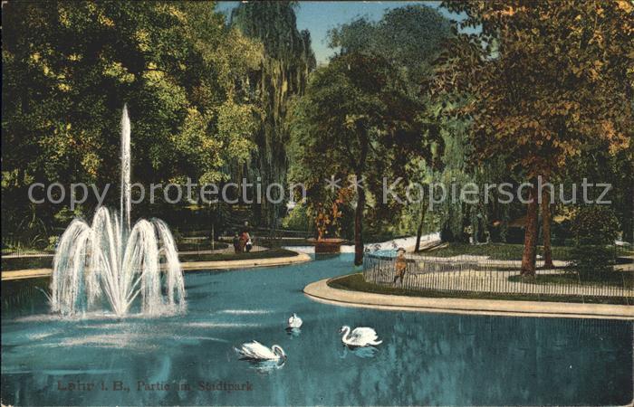 Lahr Schwarzwald Partie im Stadtpark Schwanenteich Fontaene