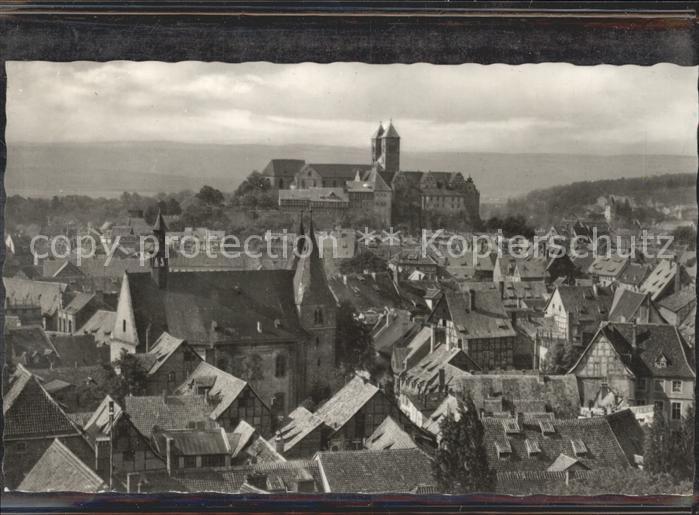 Quedlinburg Harz Blick ueber die Altstadt Schloss