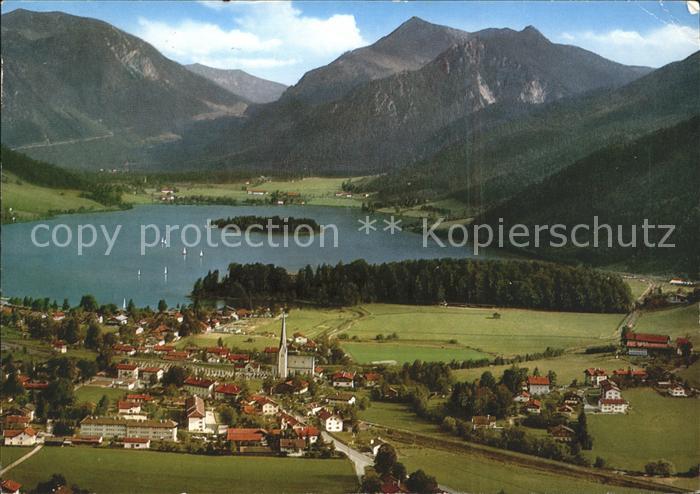Schliersee Fliegeraufnahme mit See Jaegerkamp und Brecherspitze