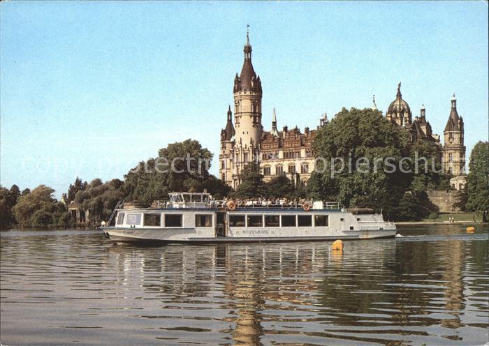 Motorschiffe Schwerin Schloss