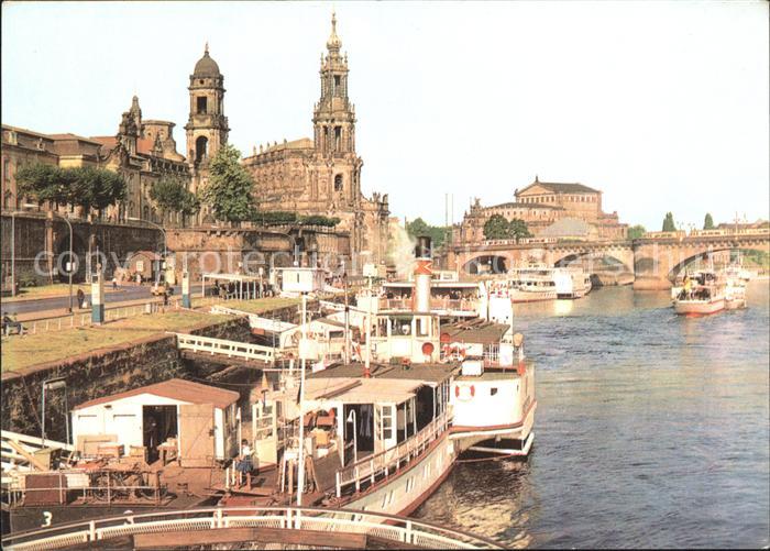 Dampfer Seitenrad Dampferanlegestelle Bruehlschen Terrasse Dresden