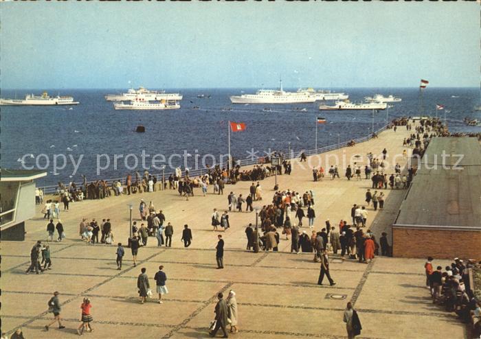 Faehre Ferry Bac Traghetto-- Helgoland Landungsbruecke Reede