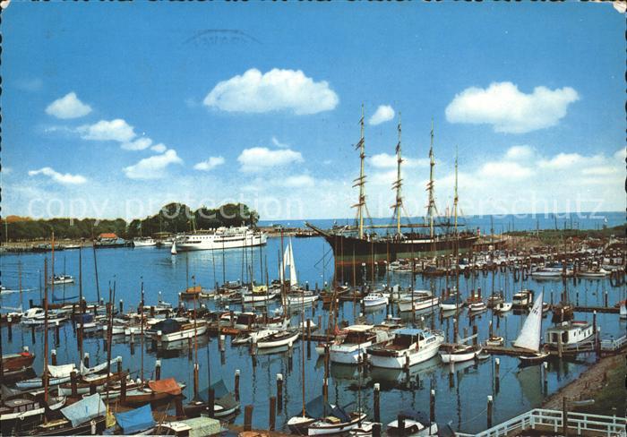 Segelschiffe Segelschulschiff Passat Yachthafen Travemuende