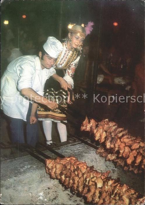 Albena Restaurant Picknick Batowa Frau Tracht