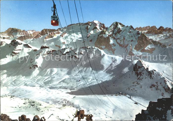 Seilbahn Sasso Pordoi Dolomiti Marmolada