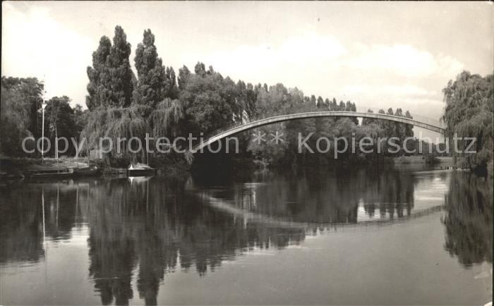 Leuna Eingang zum Waldbad Bogenbruecke