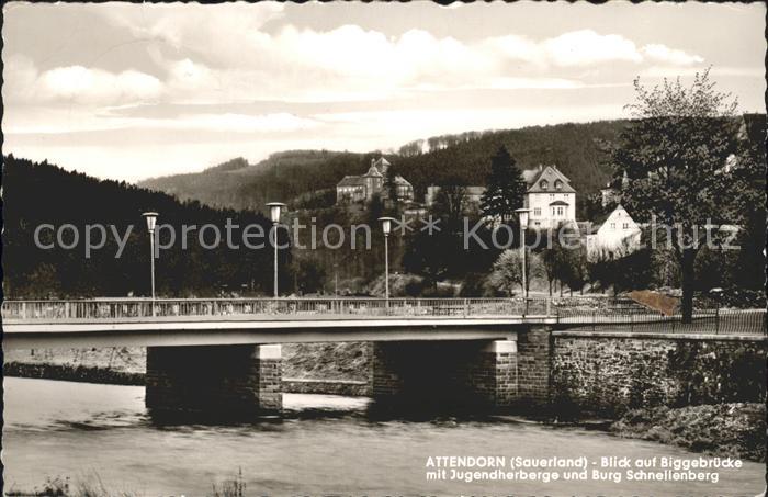 Attendorn Blick Biggebruecke Jugendherberge Burg Schnellenberg