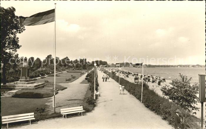 ECKERNFoeRDE Ostseebad Kurpromenade Strand Kurpark