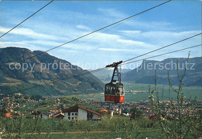 Seilbahn Dorf Tirol Meran Talstation Hochmut