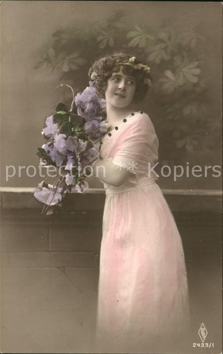 Foto PFB Nr. 2433/1 Frau Blumen