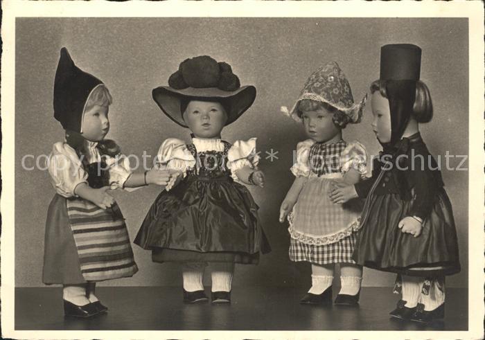 Puppe Doll Poupee Kinderspielzeug Trachten