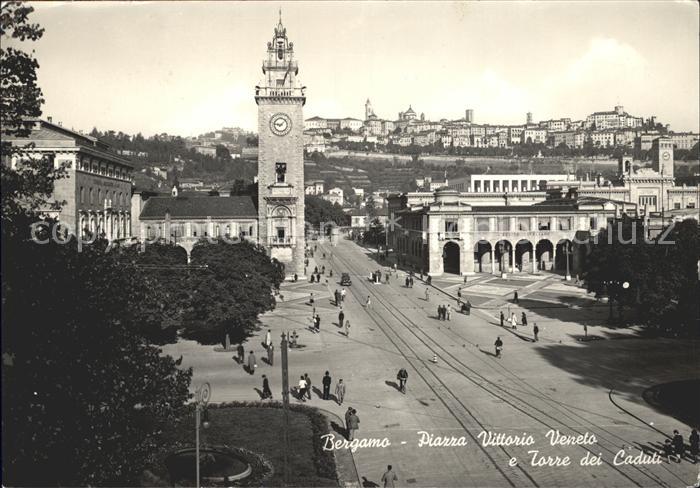 Bergamo Piazza Vittorio Veneto Torre Caduti