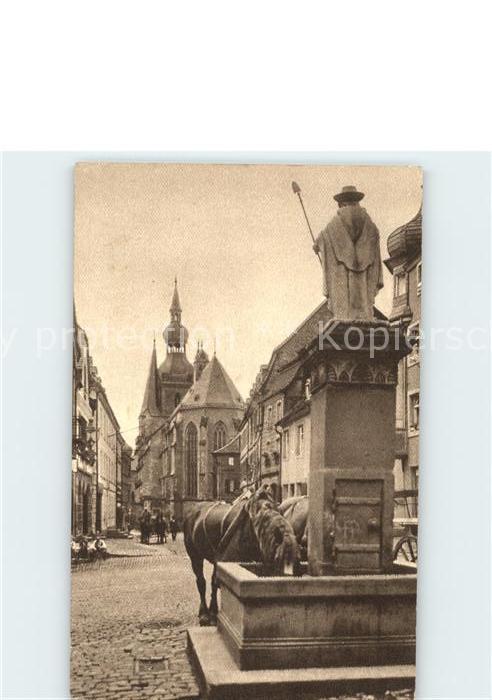 Alt St Wendel Blick auf den Dom Wendelinusbrunnen Pferd