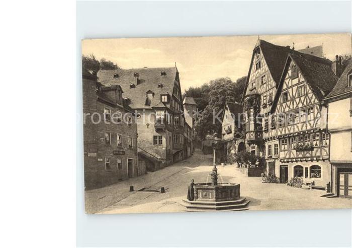 Miltenberg Main Baudenkmaeler Marktplatz altdeutsche Giebelhaeuser Fachwerk Brun