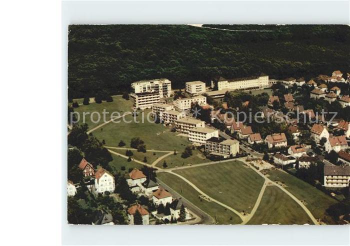 Bad Soden Taunus Teilansicht mit neuem Kurpark Fliegeraufnahme