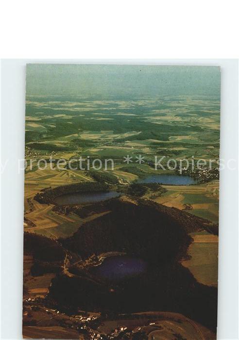 Gerolstein Rheinland-Pfalz Gemuendener Maar Weinfelder Maar Schalkenmehrener Maa