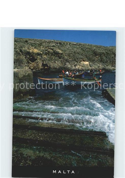 Wied iz-Zurrieq Boatride on Malta's traditional Luzzu