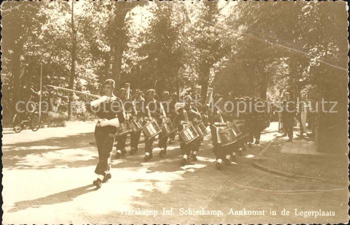 Harskamp Inf. Schierkamp Aankomst Legerplaats