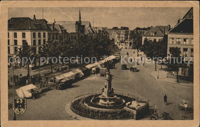 Deventer Brink Fontein Brunnen Wappen