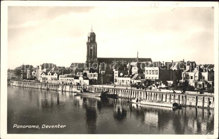 Deventer Panorama Partie am Fluss Kirche