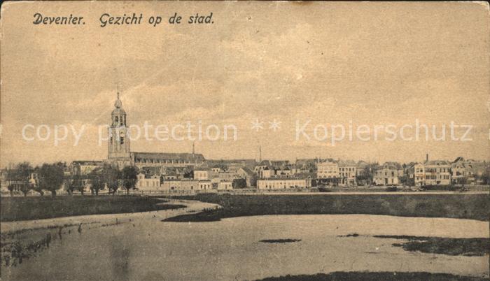 Deventer Gezicht op de stad Kerk Kirche