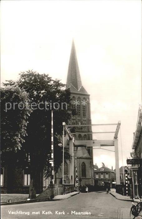Maarssen Vechtbrug met Kath. Kerk Zugbruecke Kirche