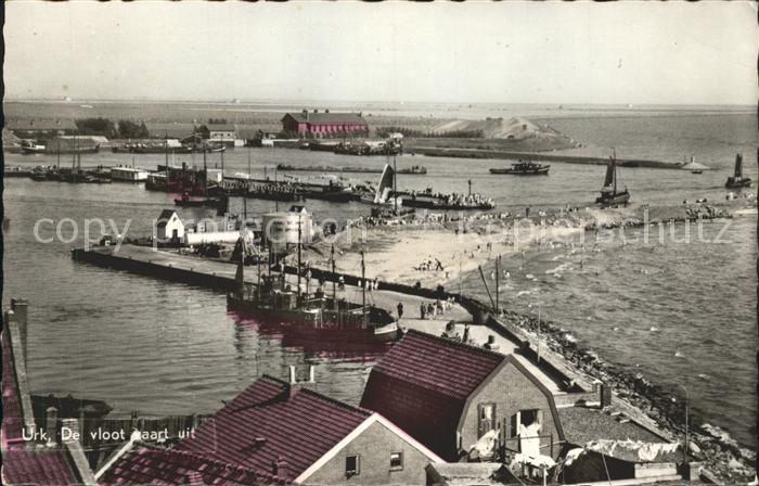 Urk vloot vaart uit
