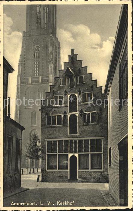 Amersfoort L. Vr. Kerkhof Kirchhof Turm Giebelhaus