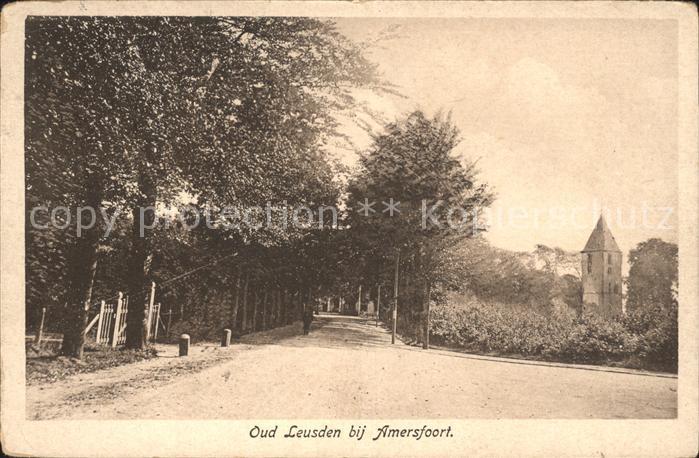 Oud Leusden Weg Baumallee Turm
