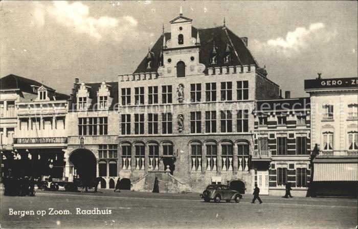 Bergen op Zoom Raathuis