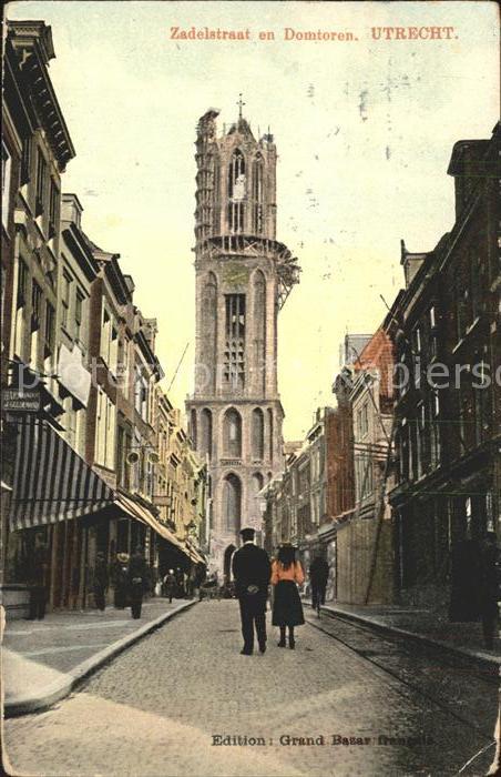 Utrecht Zadelstraat en Domtoren