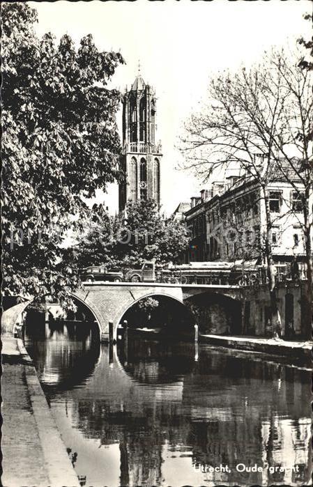 Utrecht Oude gracht Brug Domtoren
