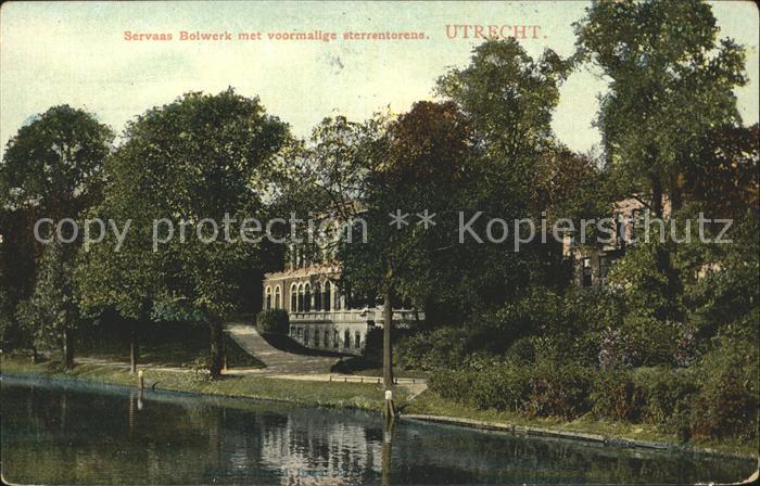 Utrecht Servaas Bolwek met voormalige sterrentorens