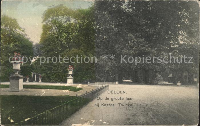 Delden Op de groote laan bij Kasteel Twickel
