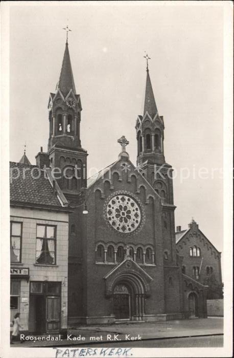 Roosendaal Kade met RK Kerk