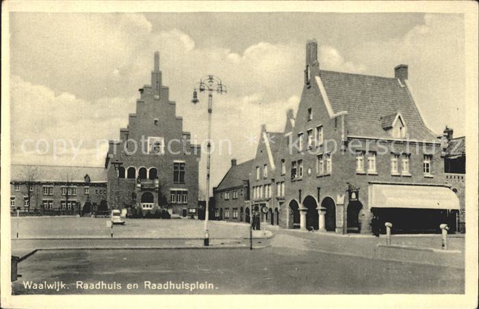 Waalwijk Raadhuis en Raadhuisplein