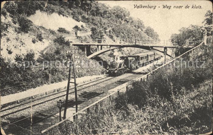 Valkenburg aan de Geul Weg naar de kluis Eisenbahn Bruecke