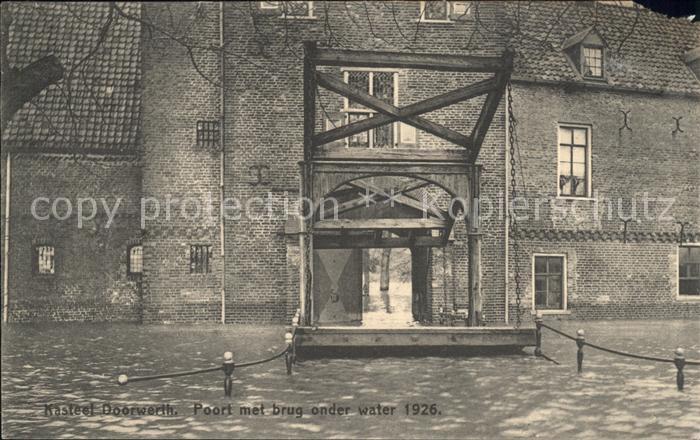Doorwerth Kasteel Poort met Brug onder water