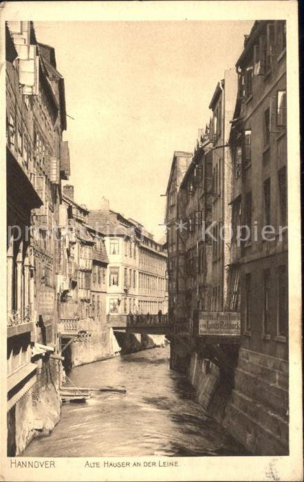 HANNOVER CITY Alte Haeuser an der Leine