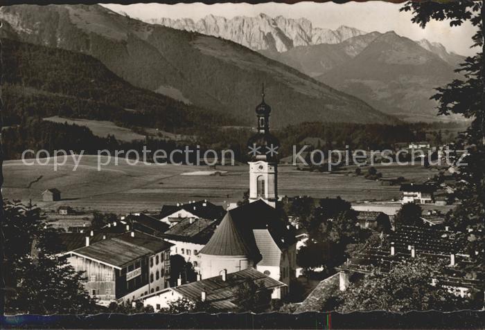 Reit Winkl Ortsansicht mit Kirche Wilder Kaiser