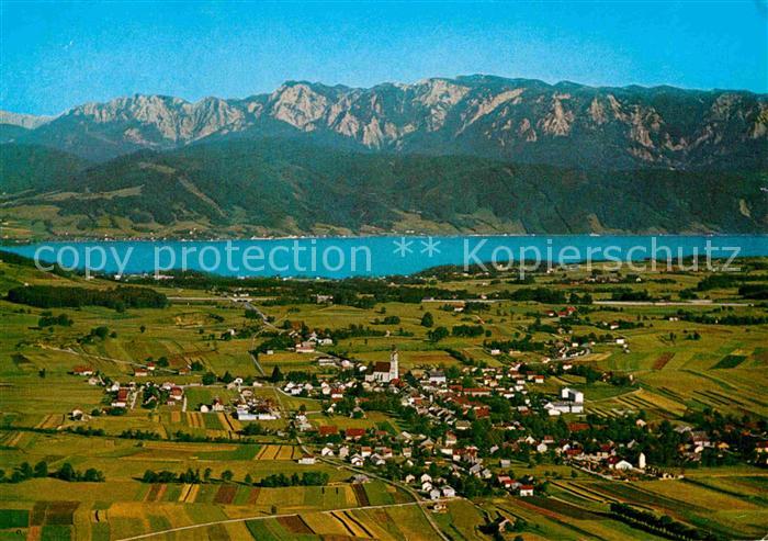 St Georgen Attergau Fliegeraufnahme mit Attersee und Hoellengebirge