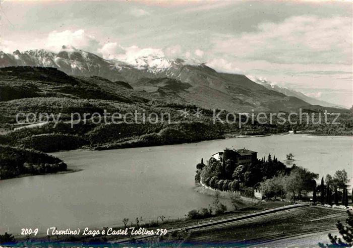 Trentino Dolomiten Lago e Castel Toblino
