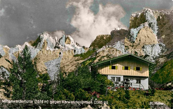 Mittenwald Bayern Mittenwalderhuette Karwendelspitzen