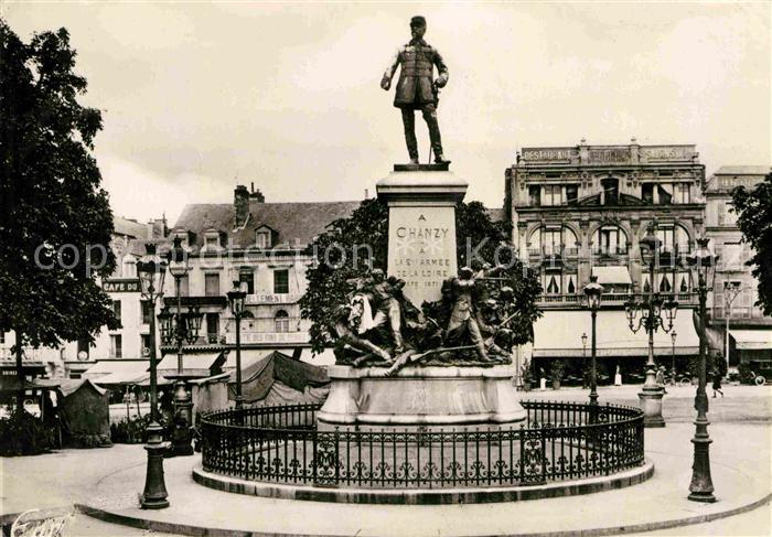 Le Mans Sarthe Monument du General Chanzy