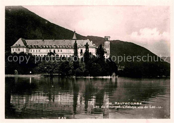 Hautecombe Lac du Bourget L'Abbaye vue du Lac