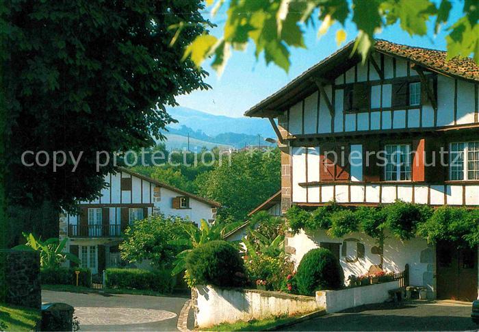 Ainhoa Maisons besques