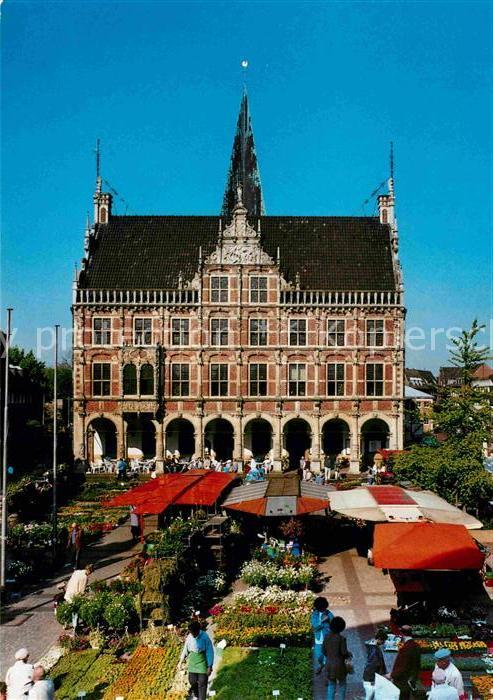 Bocholt Westfalen Histor Rathaus mit Blumenmarkt