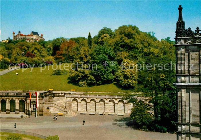 Coburg Schlossplatz Arkaden mit Veste